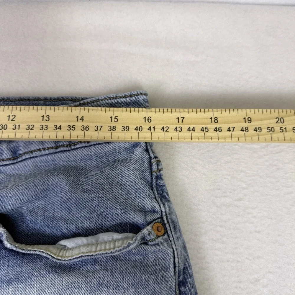 Levis Premium 512 Slim Taper‎ Mens 32x31 Light Wash Distressed Denim Jeans